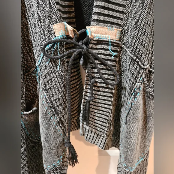 Free People All Washed Out Cardi Asymmetrical Hem Tassel Tie Front Black Small - Picture 7 of 16